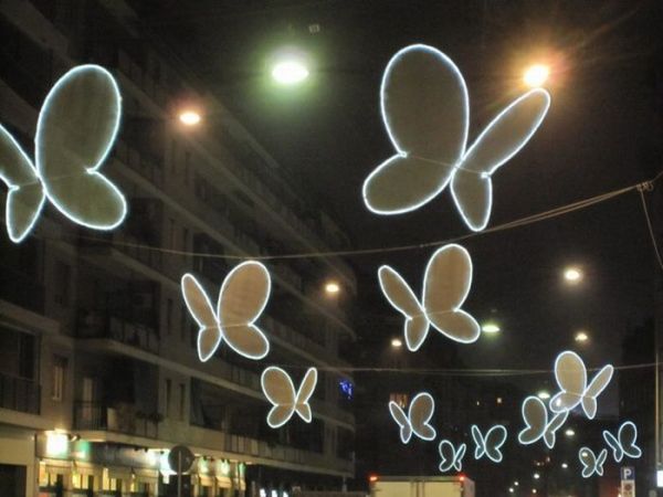 Световые бабочки в Милане